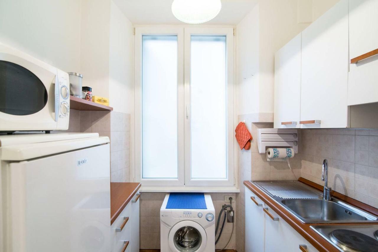 Parvula Domus Al Colosseo Apartment *